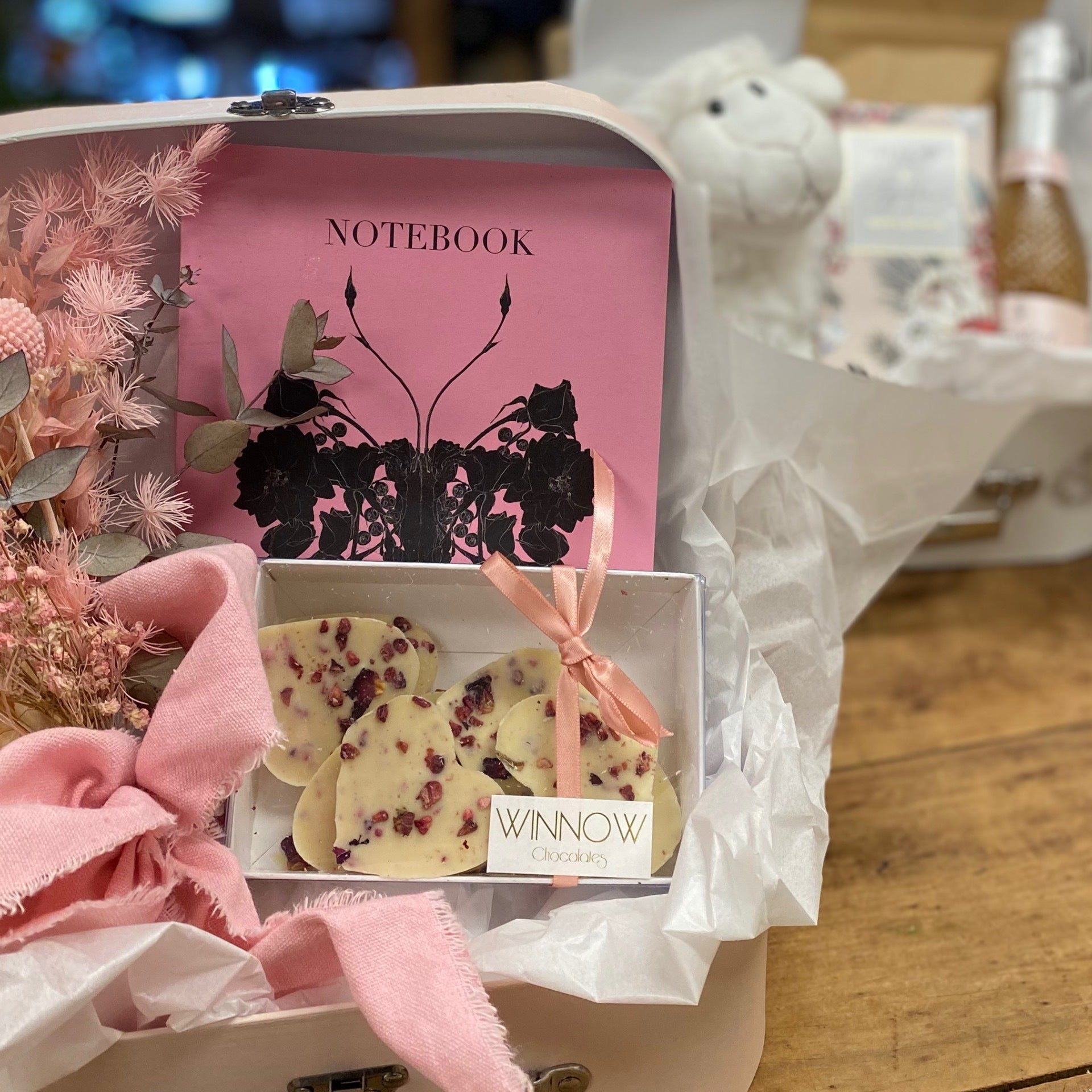 Hampers Moss & Straw